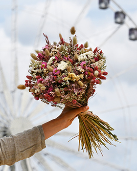 Dried flower bouquets