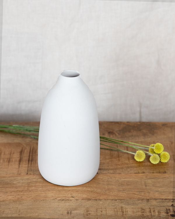 Snow ceramic vase