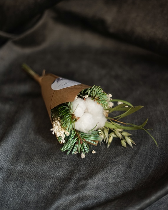 mini bouquet blanc de noël pour invité